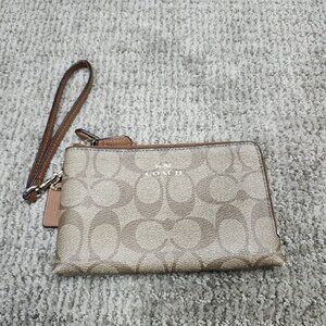 Coach Wristlet Wallet Brown Zip Around Size Small